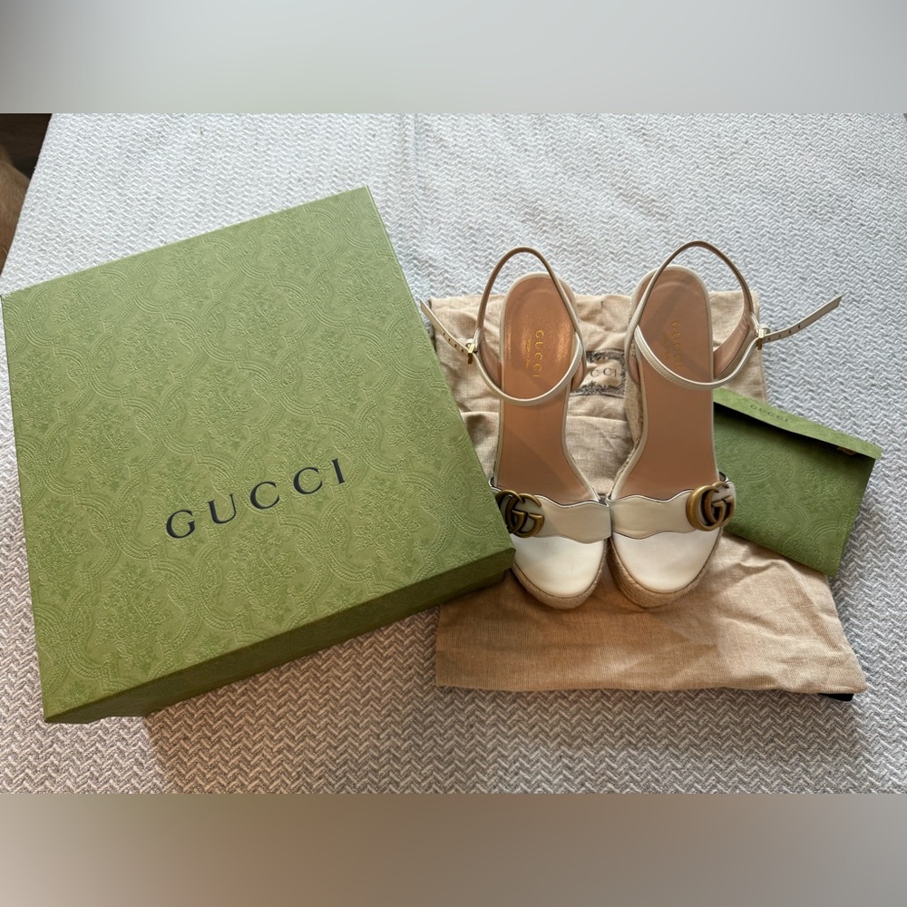 Gucci Women's Leather Espadrilles Sandals